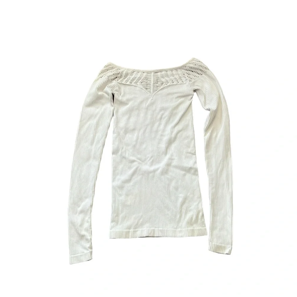 FREE PEOPLE Laser Cut Out Ribbed Long Sleeve Top Shirt
